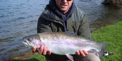 9lb 2oz rainbow trout Ringstead Grange Fishery.jpg